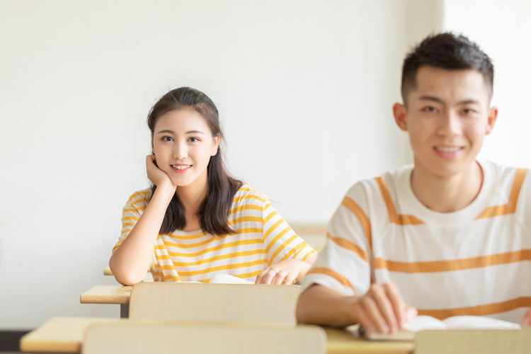 高铁VIP接待专业服务:提升客户体验的关键 高铁VIP接待专业服务:提升客户体验的关键 - 高铁VIP接待专业相关图片