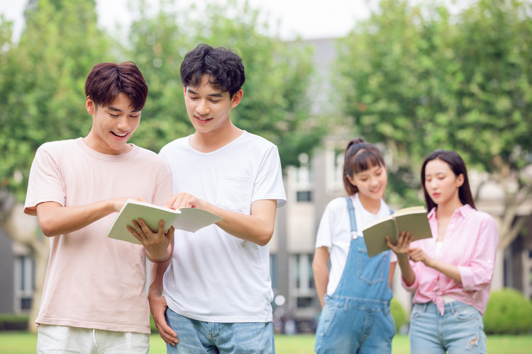 重庆初中毕业读什么职业学校好？全面解析适合的职业选择 - 重庆初中毕业读什么职业学校好相关图片